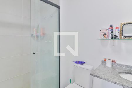 Apartamento à venda com 57m², 2 quartos e 1 vaga Apartamento à venda com 57m², 2 quartos e 1 vagaBanheiro Social