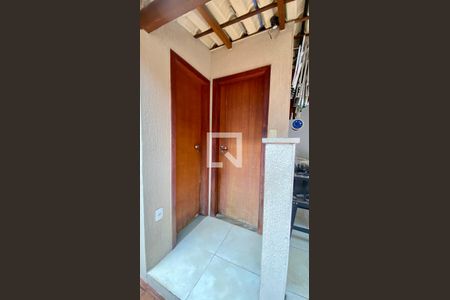 Casa à venda com 170m², 3 quartos e 5 vagas Casa à venda com 170m², 3 quartos e 5 vagasÁrea de Serviço