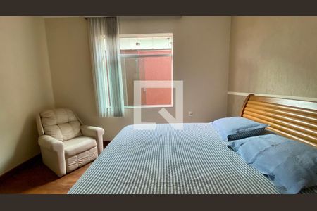 Casa à venda com 170m², 3 quartos e 5 vagas Casa à venda com 170m², 3 quartos e 5 vagasQuarto Suíte