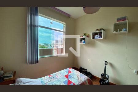 Casa à venda com 170m², 3 quartos e 5 vagas Casa à venda com 170m², 3 quartos e 5 vagasQuarto 3