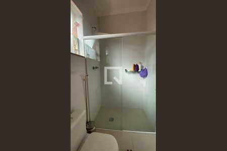 Casa à venda com 170m², 3 quartos e 5 vagas Casa à venda com 170m², 3 quartos e 5 vagasBanheiro Social