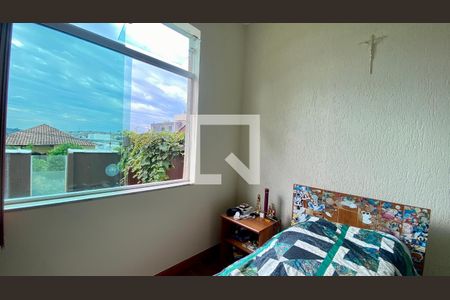 Casa à venda com 170m², 3 quartos e 5 vagas Casa à venda com 170m², 3 quartos e 5 vagasQuarto 2