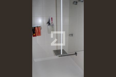 Banheiro Social de apartamento para alugar com 2 quartos, 60m² em Vila Romana, São Paulo