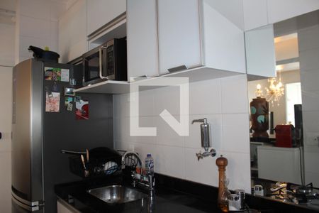 Cozinha de apartamento para alugar com 2 quartos, 60m² em Vila Romana, São Paulo