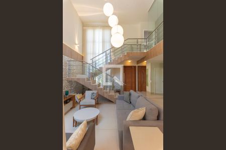 Sala 1 de casa de condomínio à venda com 3 quartos, 238m² em Jardim Nova Europa, Campinas