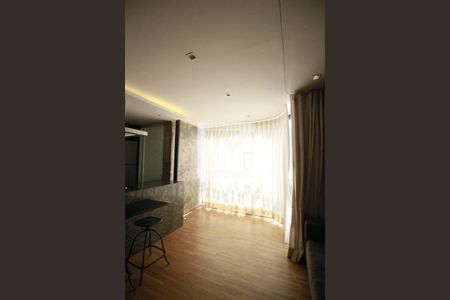 Apartamento para alugar com 60m², 1 quarto e 1 vagaSala