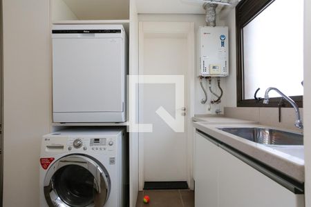 Apartamento à venda com 260m², 3 quartos e 4 vagas Apartamento à venda com 260m², 3 quartos e 4 vagasÁrea de Serviço