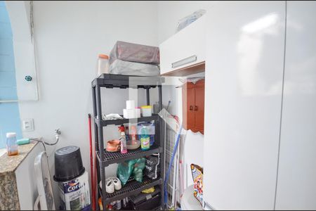 Apartamento à venda com 74m², 2 quartos e sem vaga Apartamento à venda com 74m², 2 quartos e sem vagaQuarto de Serviço