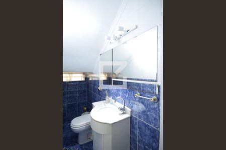 Casa à venda com 230m², 3 quartos e 3 vagasLavabo