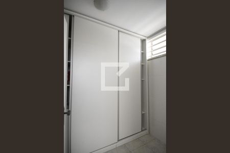 Casa à venda com 230m², 3 quartos e 3 vagasQuarto de Serviço