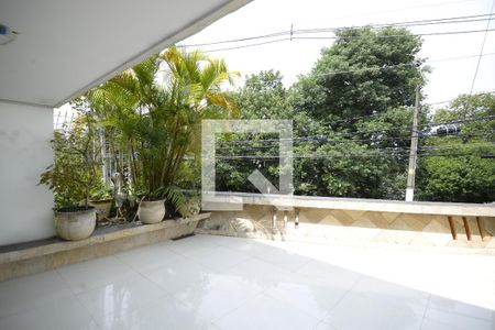 Varanda de casa à venda com 3 quartos, 230m² em Jardim Vila Mariana, São Paulo