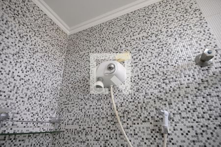 Casa à venda com 230m², 3 quartos e 3 vagasBanheiro Suíte 1