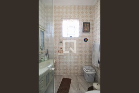 Casa à venda com 250m², 3 quartos e 8 vagasBanheiro