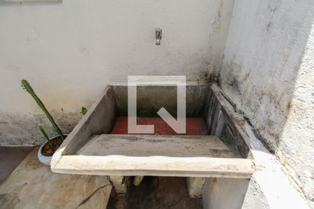 Casa à venda com 250m², 3 quartos e 8 vagasÁrea de Serviço 2