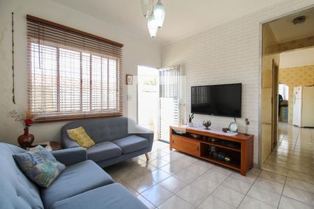 Sala de casa à venda com 3 quartos, 250m² em Vila Prudente, São Paulo