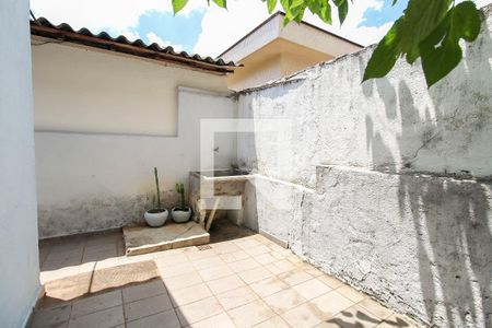 Casa à venda com 250m², 3 quartos e 8 vagasQuintal