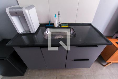 Sala/Cozinha de apartamento para alugar com 1 quarto, 25m² em Belenzinho, São Paulo