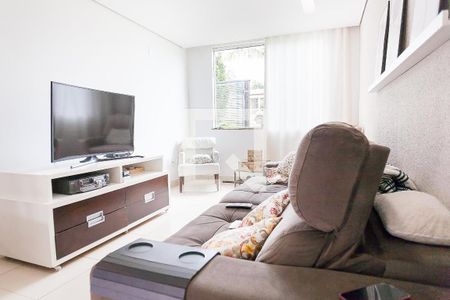 sala tv de casa de condomínio à venda com 4 quartos, 280m² em Balneário Água Limpa, Nova Lima