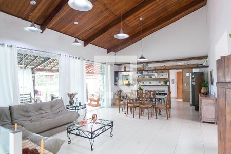 sala de casa de condomínio à venda com 4 quartos, 280m² em Balneário Água Limpa, Nova Lima