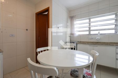 Apartamento para alugar com 58m², 2 quartos e 2 vagas Apartamento para alugar com 58m², 2 quartos e 2 vagasCozinha