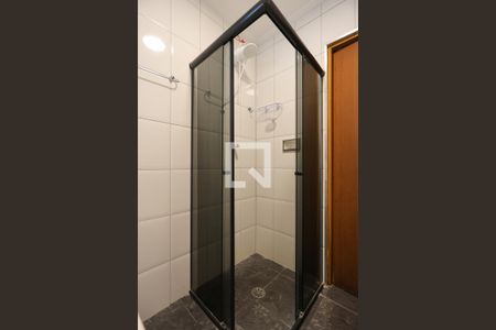 Apartamento para alugar com 58m², 2 quartos e 2 vagas Apartamento para alugar com 58m², 2 quartos e 2 vagasBanheiro
