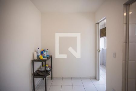 Apartamento à venda com 78m², 2 quartos e sem vagaQuarto de Serviço