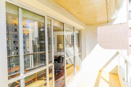 Apartamento à venda com 192m², 3 quartos e 2 vagasVaranda