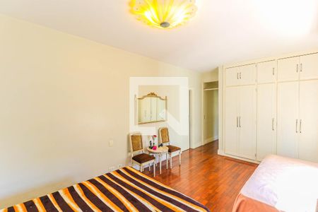 Apartamento à venda com 192m², 3 quartos e 2 vagasSuíte