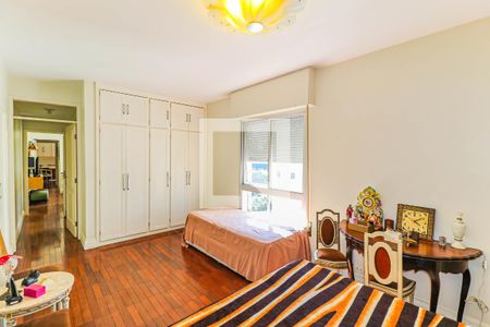 Apartamento à venda com 192m², 3 quartos e 2 vagasSuíte