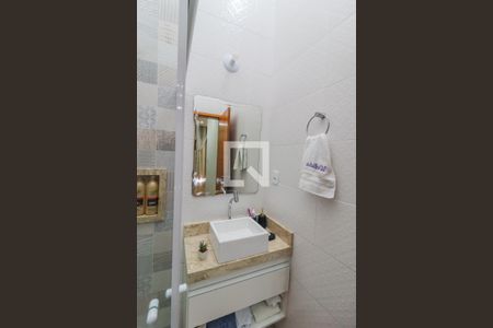 Casa à venda com 150m², 3 quartos e 2 vagas Casa à venda com 150m², 3 quartos e 2 vagasSuíte