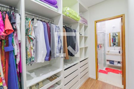 Casa à venda com 150m², 3 quartos e 2 vagas Casa à venda com 150m², 3 quartos e 2 vagasSuíte