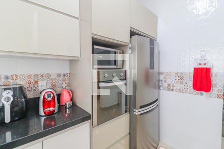 Casa à venda com 150m², 3 quartos e 2 vagas Casa à venda com 150m², 3 quartos e 2 vagasCozinha e Área de Serviço