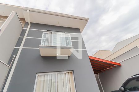 Casa à venda com 150m², 3 quartos e 2 vagas Casa à venda com 150m², 3 quartos e 2 vagasGaragem