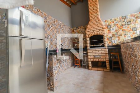 Casa à venda com 150m², 3 quartos e 2 vagas Casa à venda com 150m², 3 quartos e 2 vagasÁrea gourmet