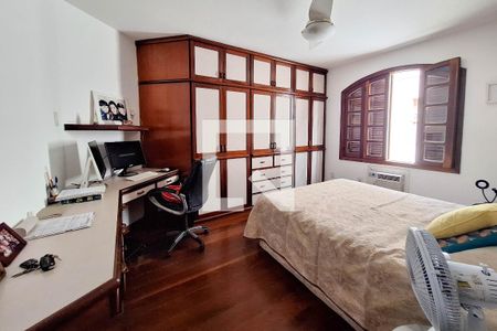 Quarto 1 de casa de condomínio à venda com 4 quartos, 340m² em Badu, Niterói