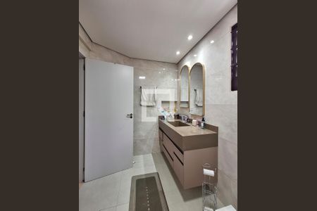 Banheiro Quarto 1 de casa à venda com 3 quartos, 189m² em Chora Menino, São Paulo