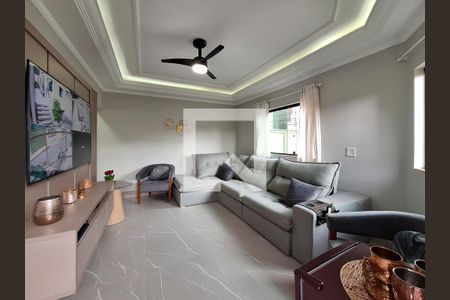 Sala de casa à venda com 3 quartos, 189m² em Chora Menino, São Paulo