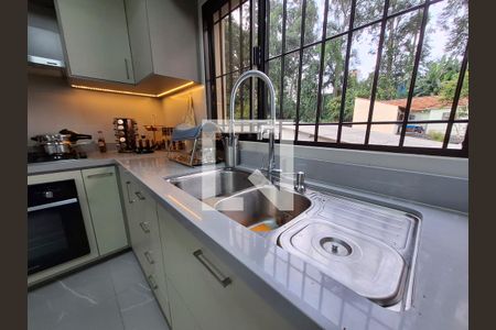 Casa à venda com 189m², 3 quartos e 4 vagas Casa à venda com 189m², 3 quartos e 4 vagasCozinha