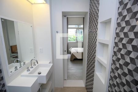 Banheiro de apartamento para alugar com 1 quarto, 62m² em Glória, Rio de Janeiro