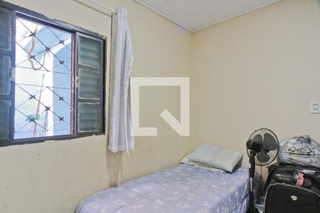 Quarto de casa à venda com 2 quartos, 166m² em Vila Pereira Cerca, São Paulo