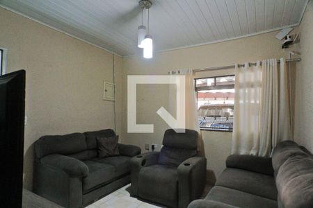 Sala de casa à venda com 2 quartos, 166m² em Vila Pereira Cerca, São Paulo