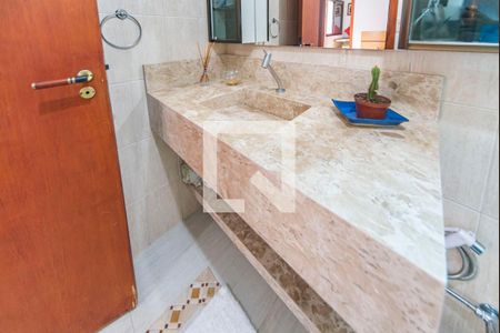 Casa à venda com 391m², 6 quartos e 4 vagasBanheiro do  Quarto 3 casa 2