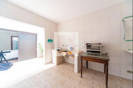 Casa à venda com 391m², 6 quartos e 4 vagasÁrea de Serviço