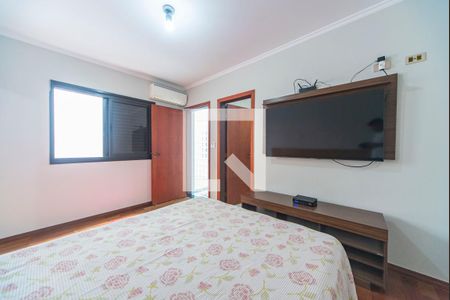 Casa à venda com 391m², 6 quartos e 4 vagasQuarto 3 casa 2