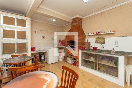 Casa à venda com 250m², 2 quartos e 2 vagasÁrea de lazer