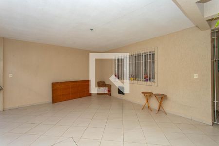 Casa à venda com 250m², 2 quartos e 2 vagasGaragem