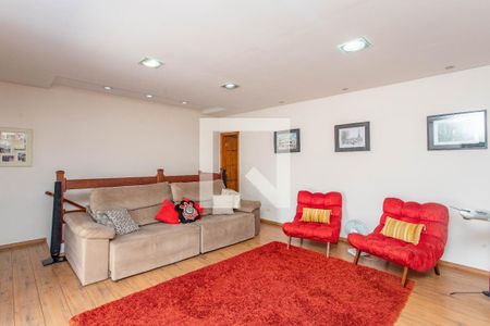 Casa à venda com 250m², 2 quartos e 2 vagasSala de TV