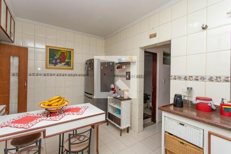 Casa à venda com 250m², 2 quartos e 2 vagasCozinha