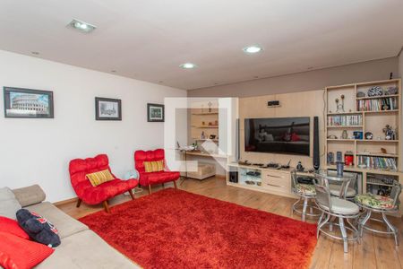 Casa à venda com 250m², 2 quartos e 2 vagasSala de TV