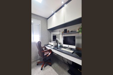 Apartamento à venda com 76m², 3 quartos e 2 vagasEscritório